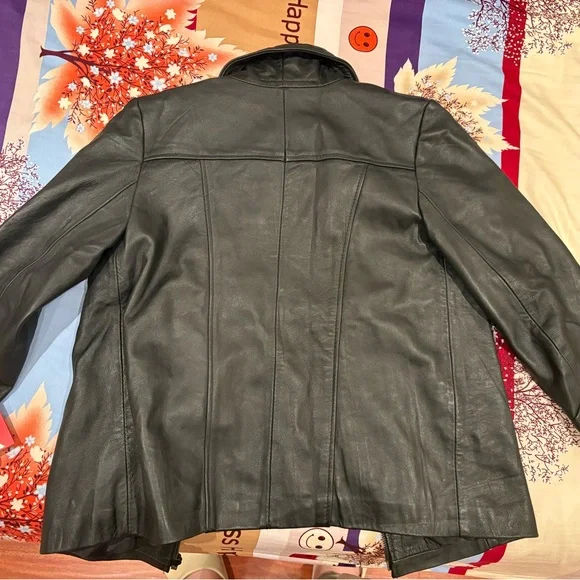 VIP Black Performance Jacket - Picture 2 of 7